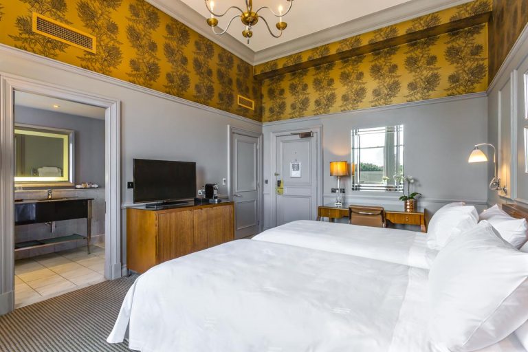 Waldorf Astoria Edinburgh The Caledonian Room 768x512