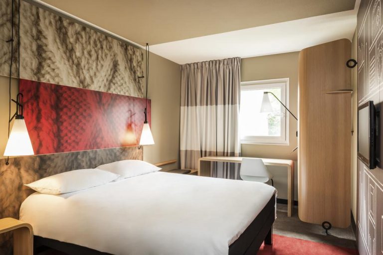 ibis Edinburgh Centre Royal Mile – Hunter Square double 768x512